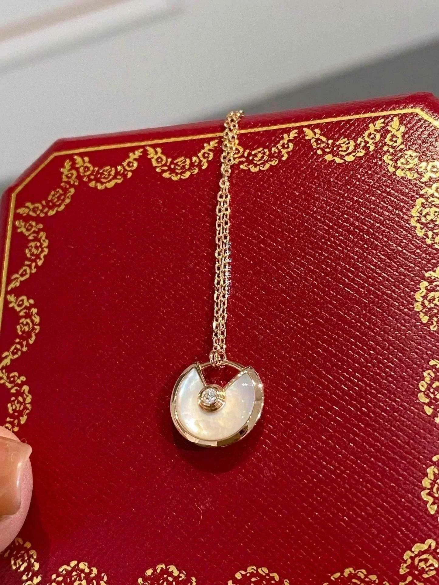 [moco jewelrys]AMULETTE ROSE GOLD MOP NECKLACE