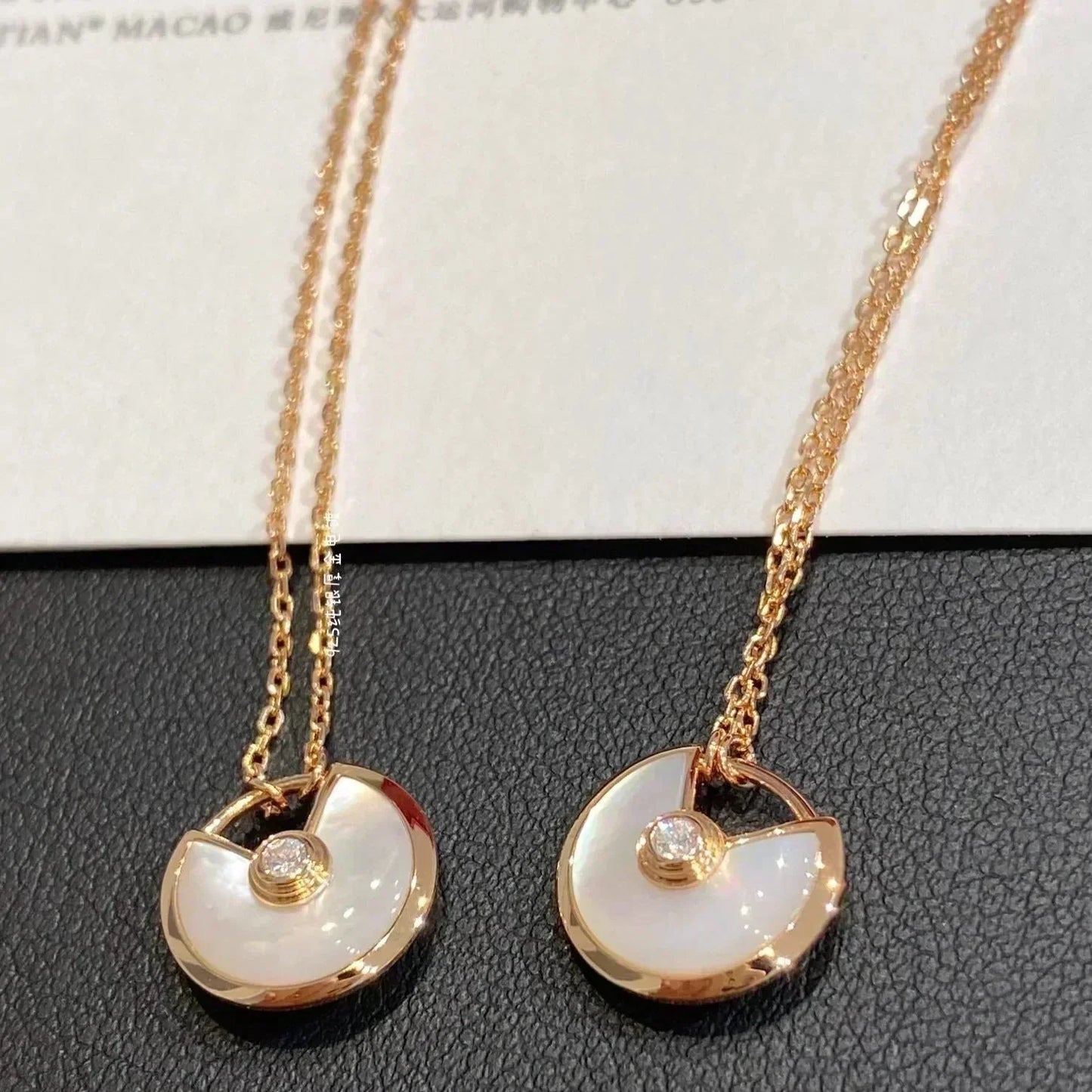 [moco jewelrys]AMULETTE ROSE GOLD MOP NECKLACE