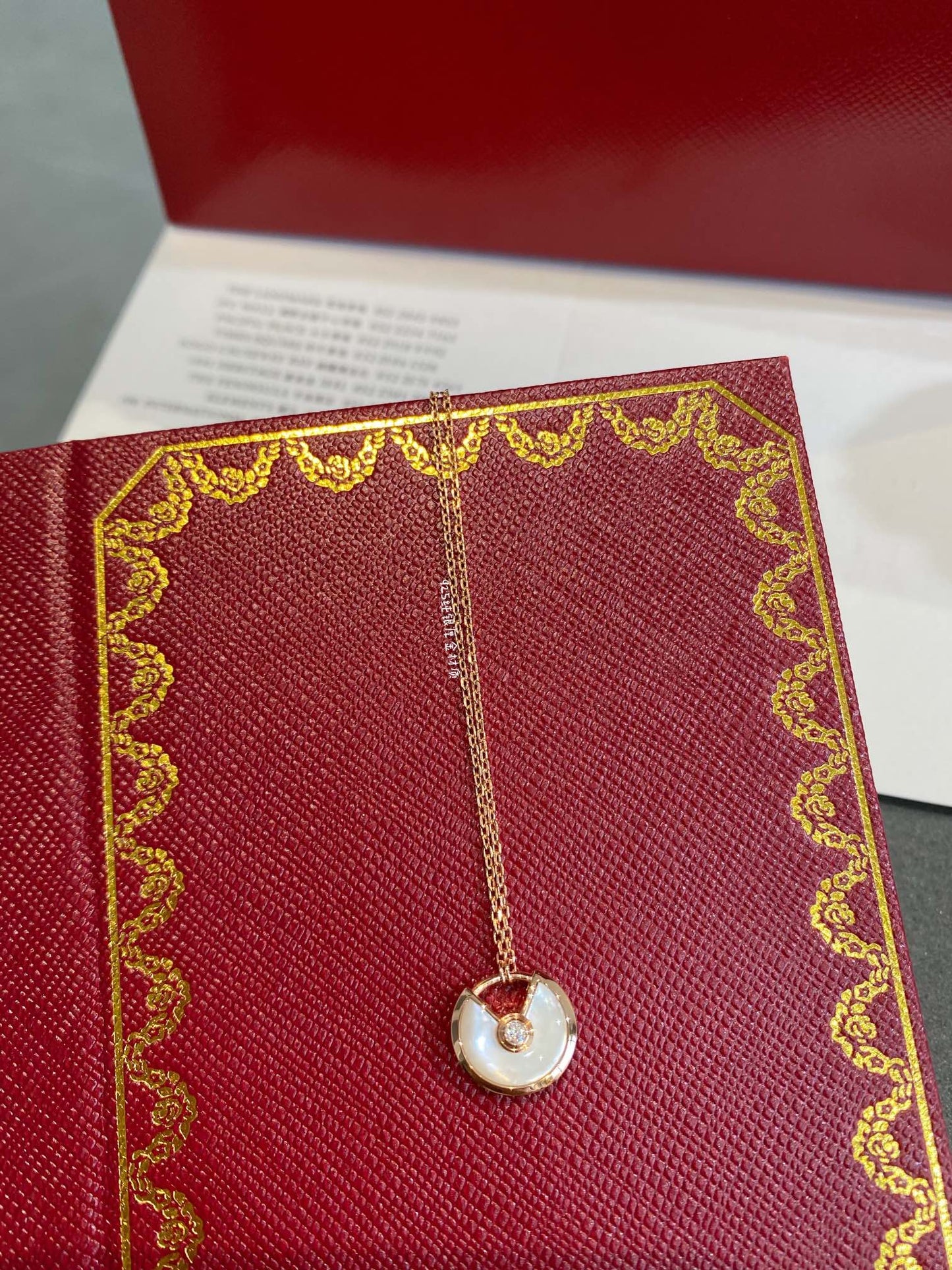 [moco jewelrys]AMULETTE ROSE GOLD MOP NECKLACE