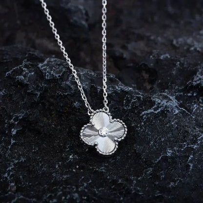 [moco jewelrys]CLOVER  15MM DIAMOND LASER NECKLACE SILVER