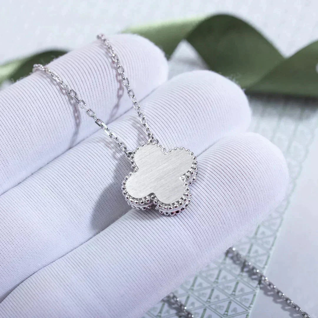 [moco jewelrys]CLOVER  15MM DIAMOND LASER NECKLACE SILVER