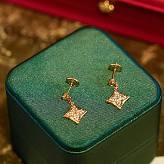 [moco jewelrys]STAR DIAMONDS EARRINGS GOLD