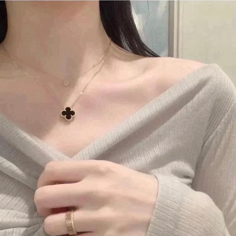 [moco jewelrys]CLOVER 15MM BLACK ONYX SINGLE FLOWER NECKLACE