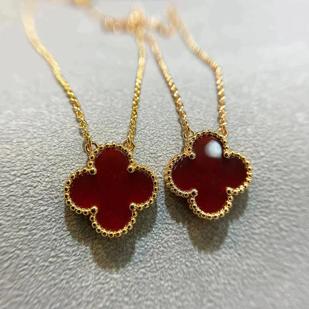[moco jewelrys]CLOVER 15MM CARNELIAN SINGLE FLOWER NECKLACE