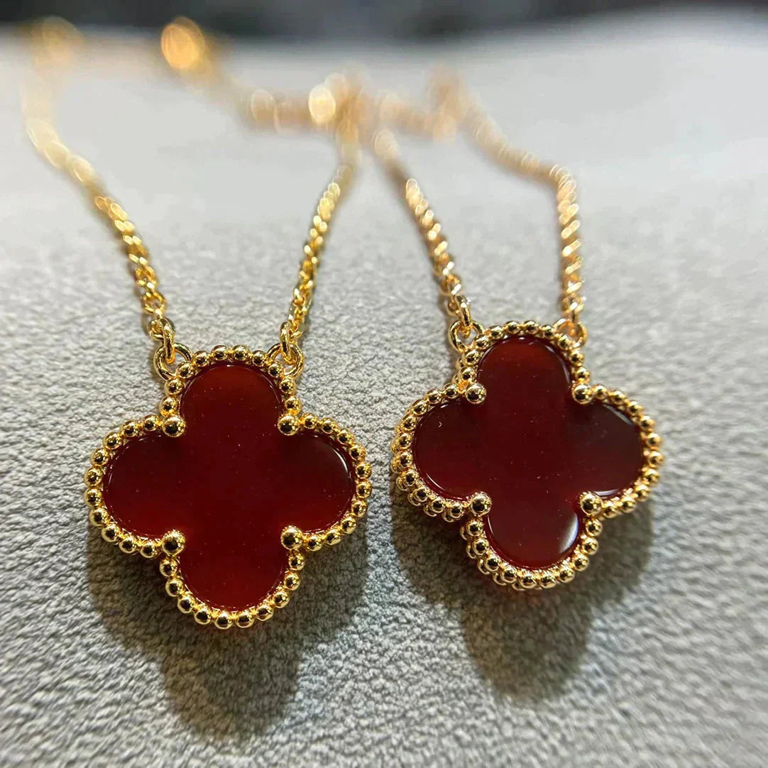 [moco jewelrys]CLOVER 15MM CARNELIAN SINGLE FLOWER NECKLACE