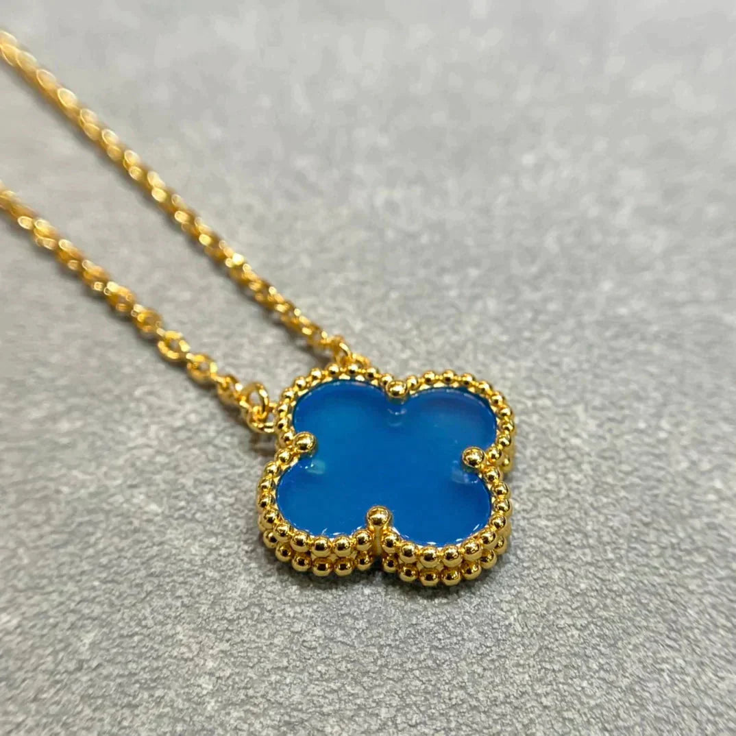 [moco jewelrys]CLOVER 15MM BLUE AGATE NECKLACE