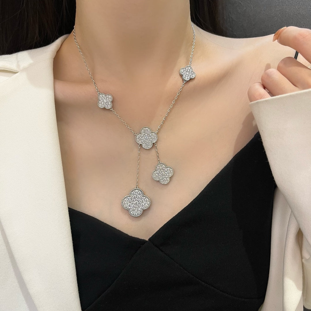 [moco jewelrys]KLEE 5 MOTIVE SILBER DIAMANTEN HALSKETTE