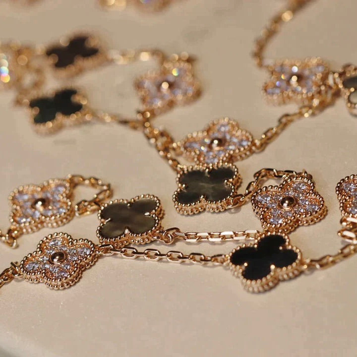 [moco jewelrys]CLOVER 20 MOTIFS DARK MOP DIAMOND  NECKLACE