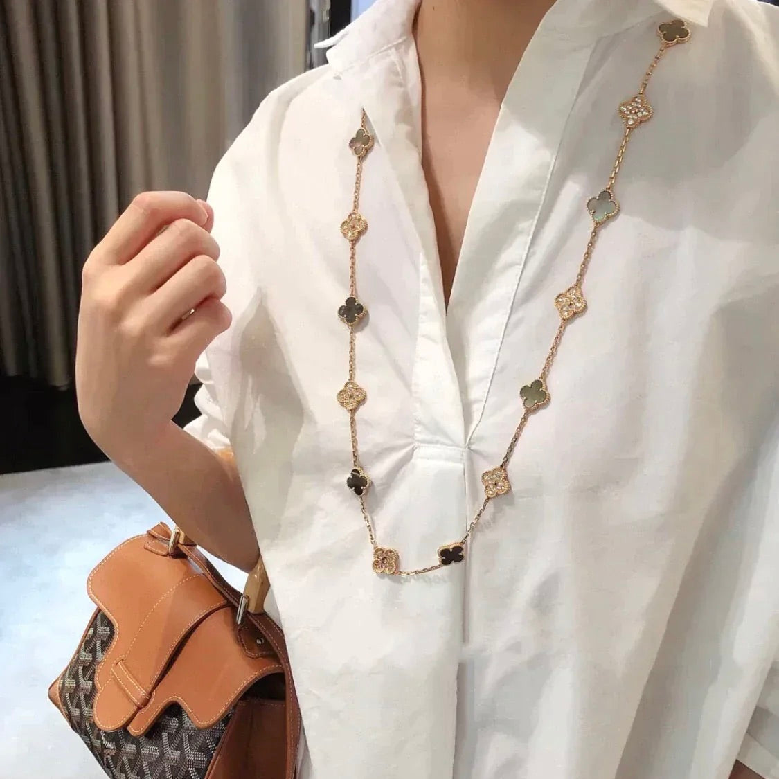 [moco jewelrys]CLOVER 20 MOTIFS DARK MOP DIAMOND  NECKLACE