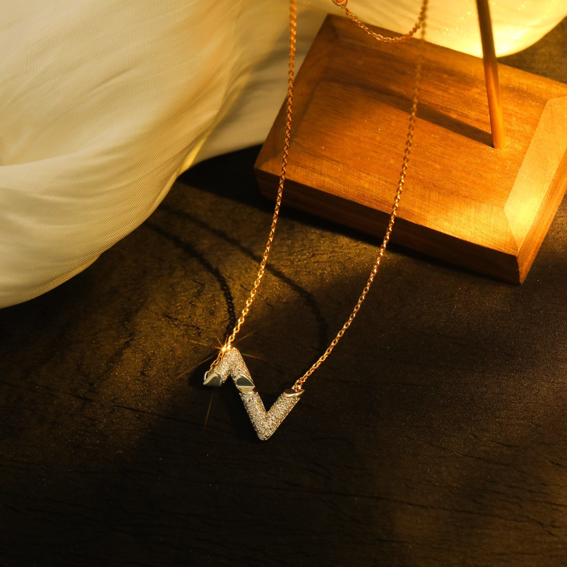 [moco jewelrys]VOLT SILVER DIAMOND PEDANT NECKLACE