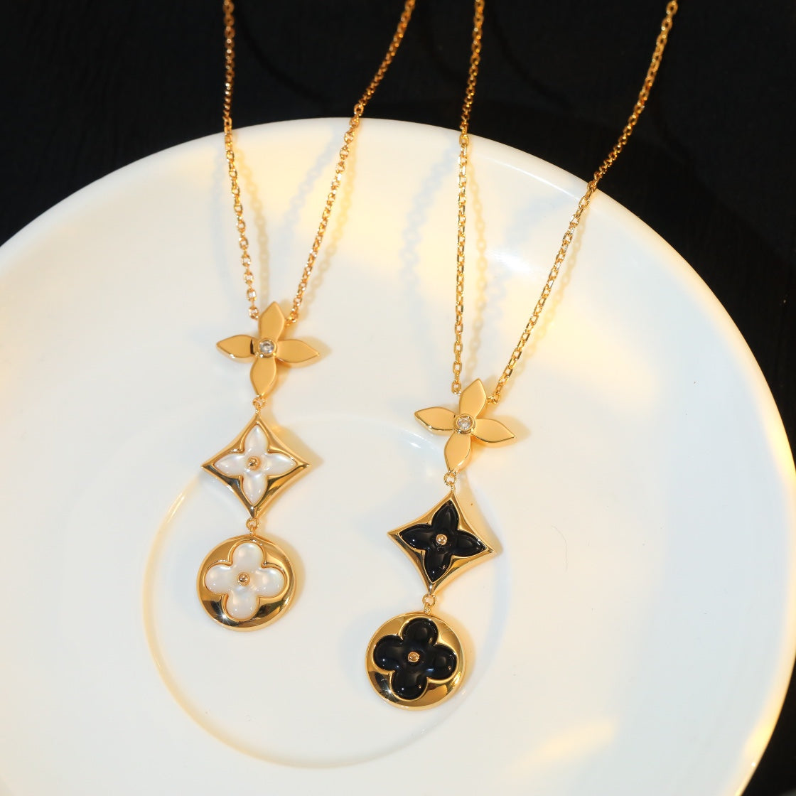 [moco jewelrys]STAR AND SUN ONYX PINK GOLD HALSKETTE