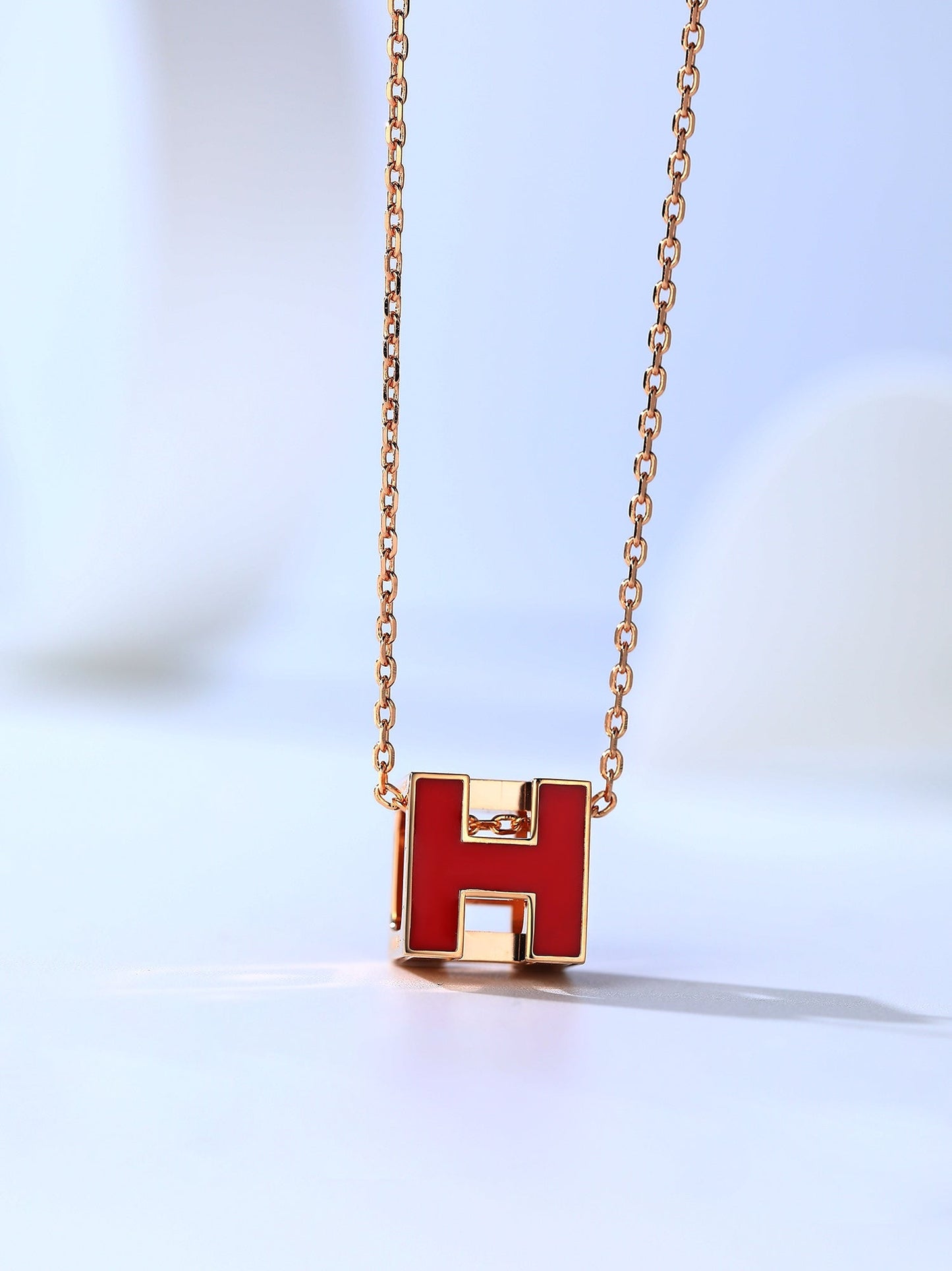 [moco jewelrys]H CAGE PINK GOLD NECKLACE
