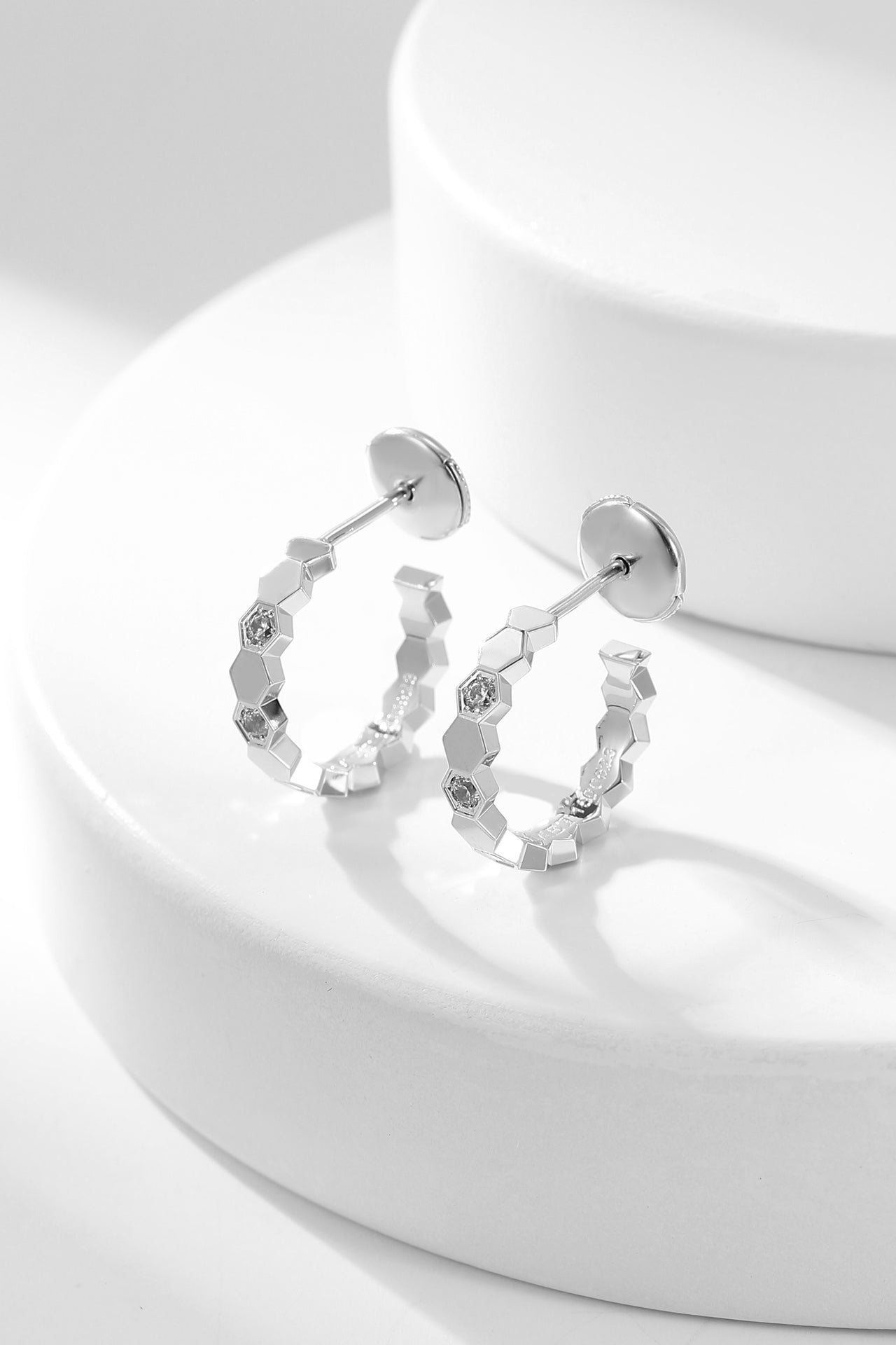 [moco jewelrys]BEE LOVE DIAMANT CREOLEN