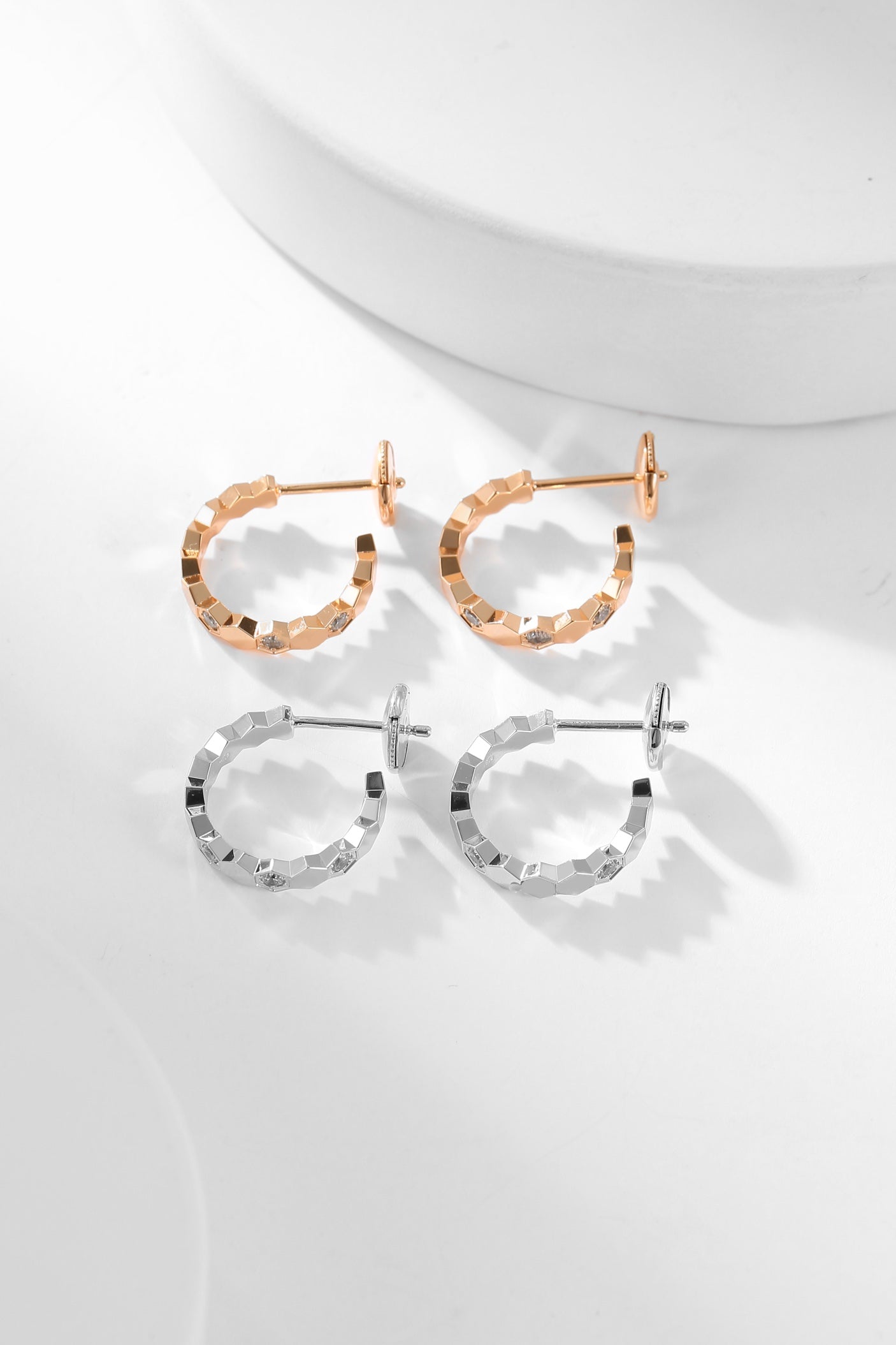 [moco jewelrys]BEE LOVE DIAMANT CREOLEN