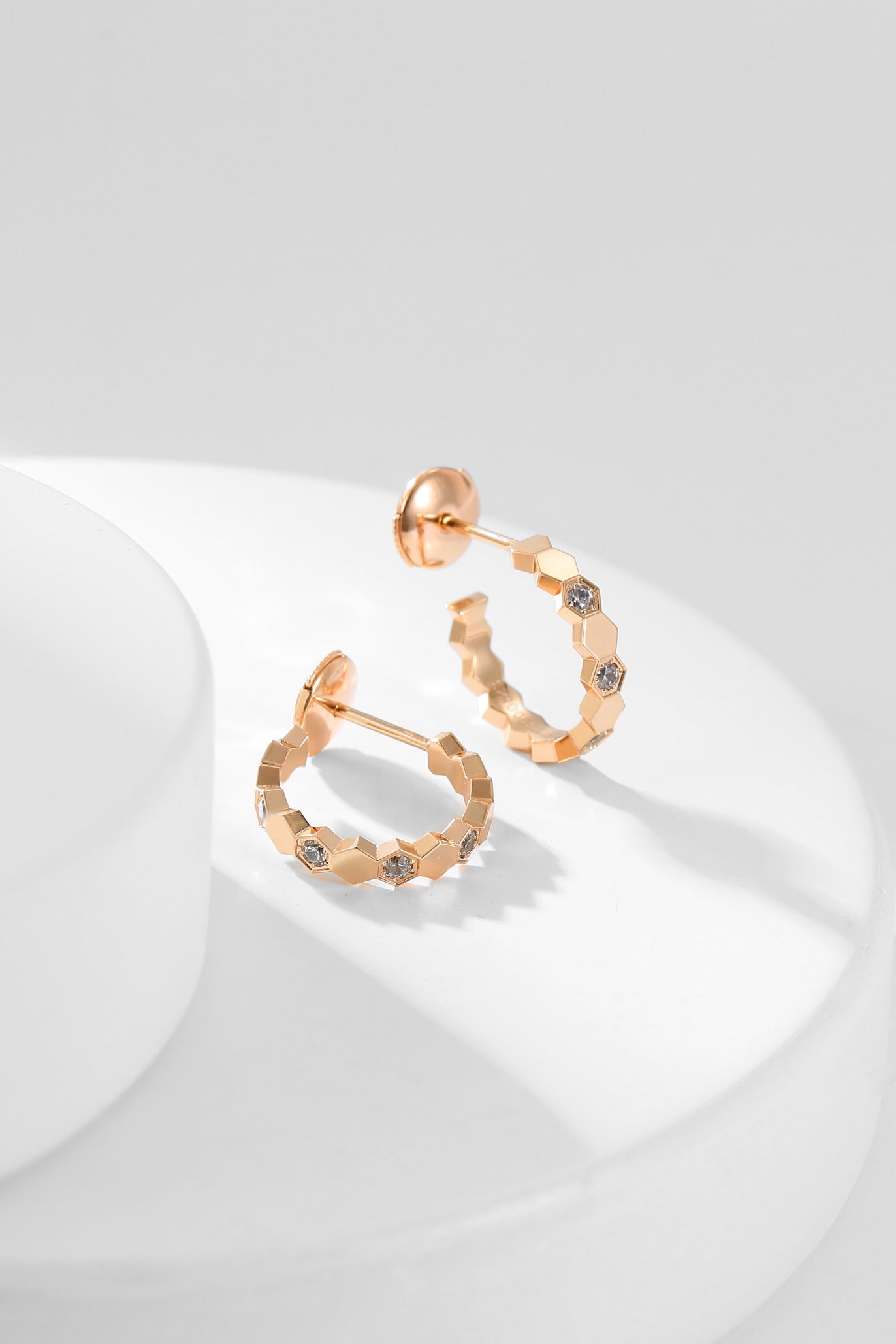 [moco jewelrys]BEE LOVE DIAMANT CREOLEN