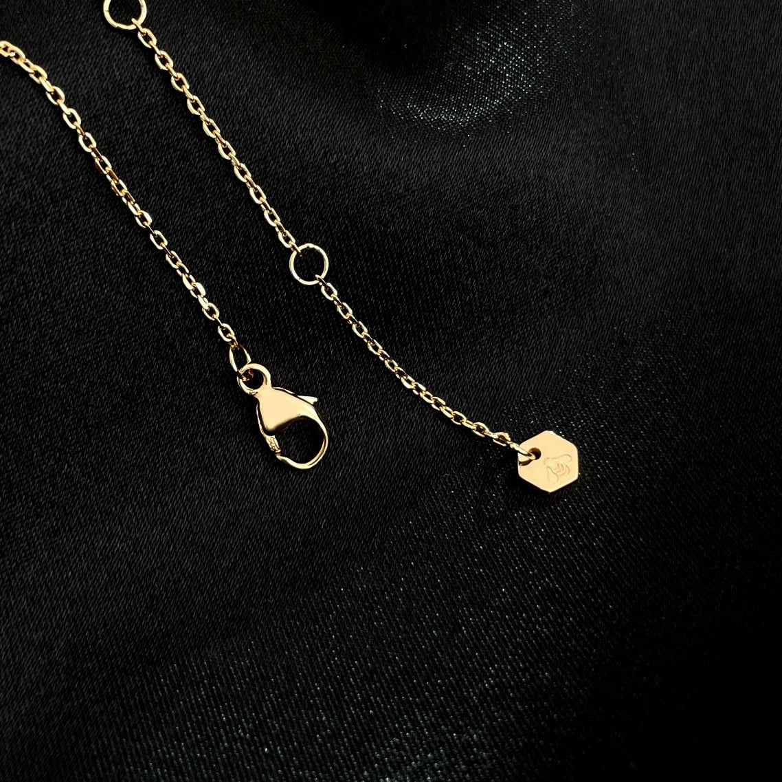 [moco jewelrys]BEE MINI HALSKETTE