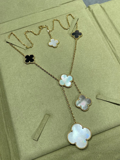 [moco jewelrys]CLOVER 6 MOTIF MOP ONYX GOLD NECKLACE