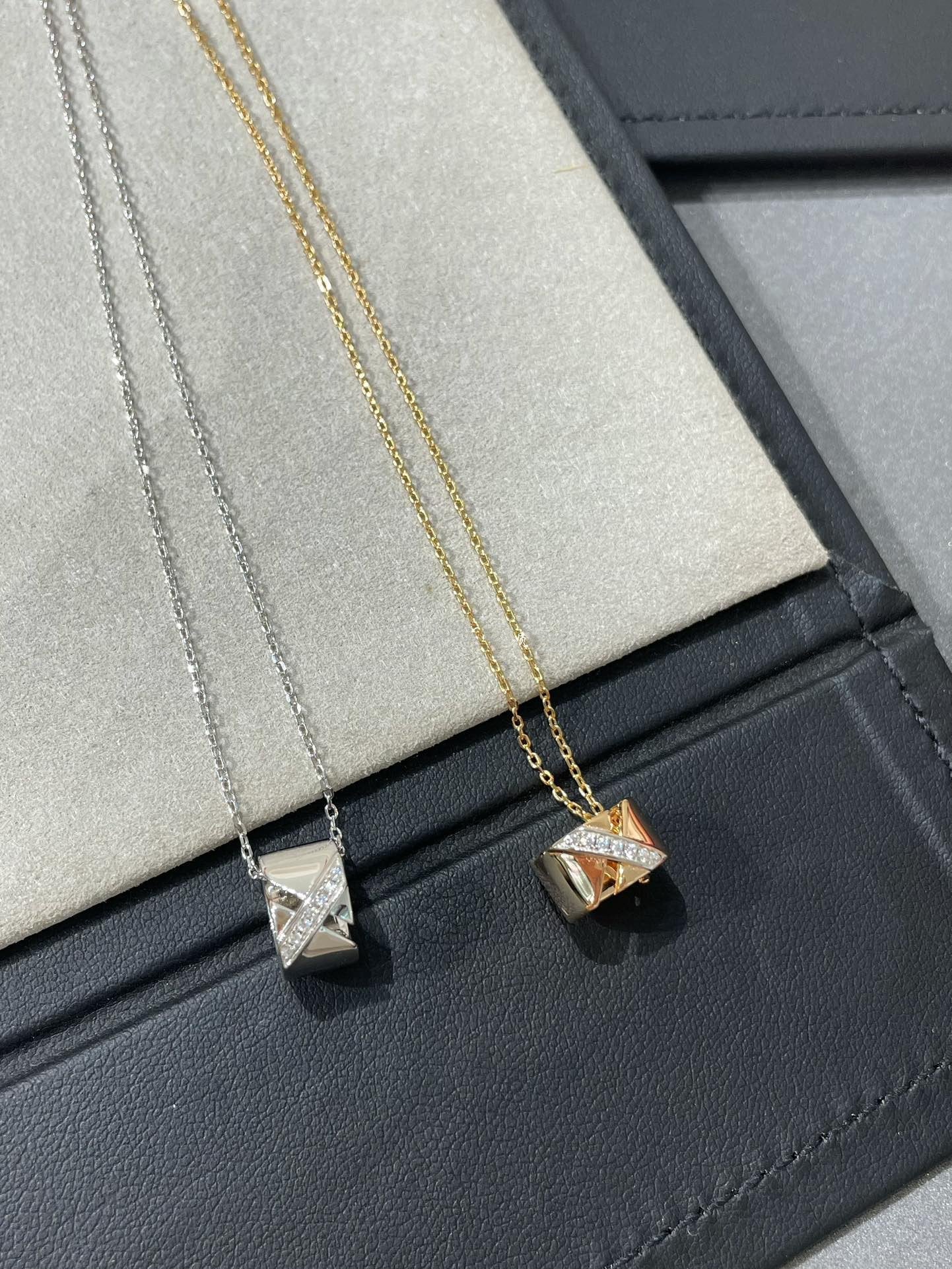 [moco jewelrys]LIENS EVIDENCE DIAMANTEN HALSKETTE