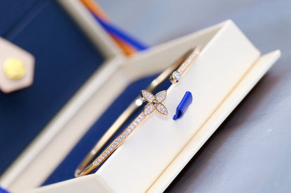 ¡®Moco¡¯IDYLLE PINK GOLD OPEN BRACELET DIAMOND PAVED