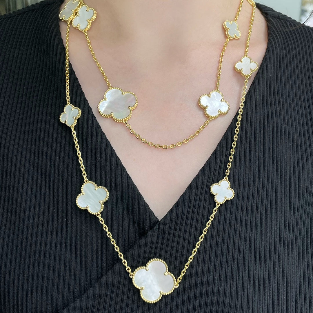 [moco jewelrys]CLOVER 16 MOTIF WHITE MOP GOLD NECKLACE