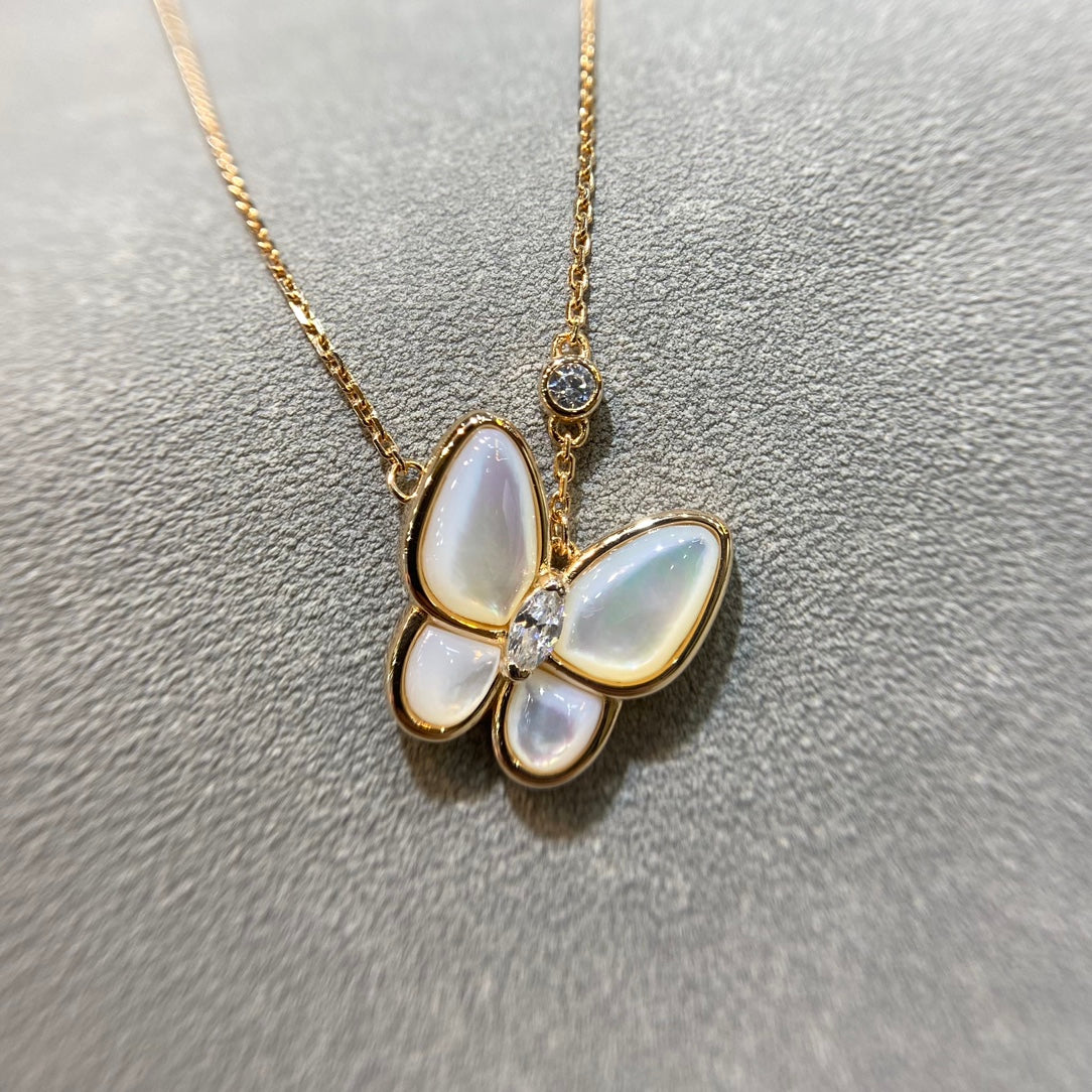 [moco jewelrys]BUTTERFLY MOP DIAMOND NECKLACE