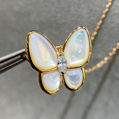 [moco jewelrys]BUTTERFLY MOP DIAMOND NECKLACE