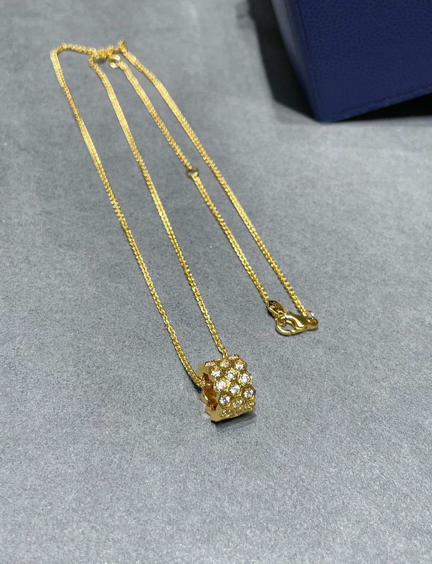 [moco jewelrys]BEE LOVE DIAMOND PAVED 3 ROW NECKLACE
