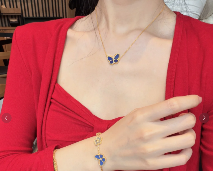 [moco jewelrys]BUTTERFLY BLUE   NECKLACE