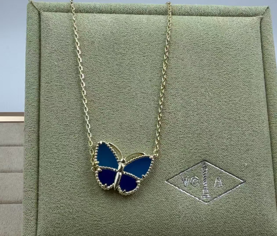 [moco jewelrys]BUTTERFLY BLUE   NECKLACE