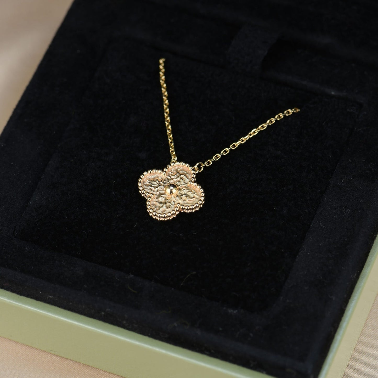[moco jewelrys]CLOVER 15MM  BRONZING NECKLACE
