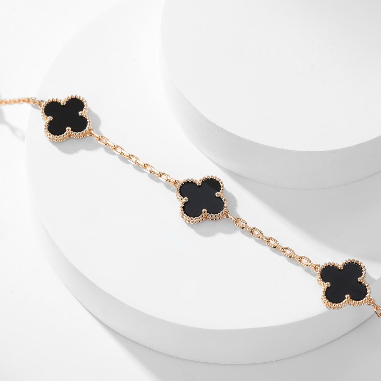 [moco jewelrys]KLEE-HALSKE m. 10 ONYX-MOTIVEN