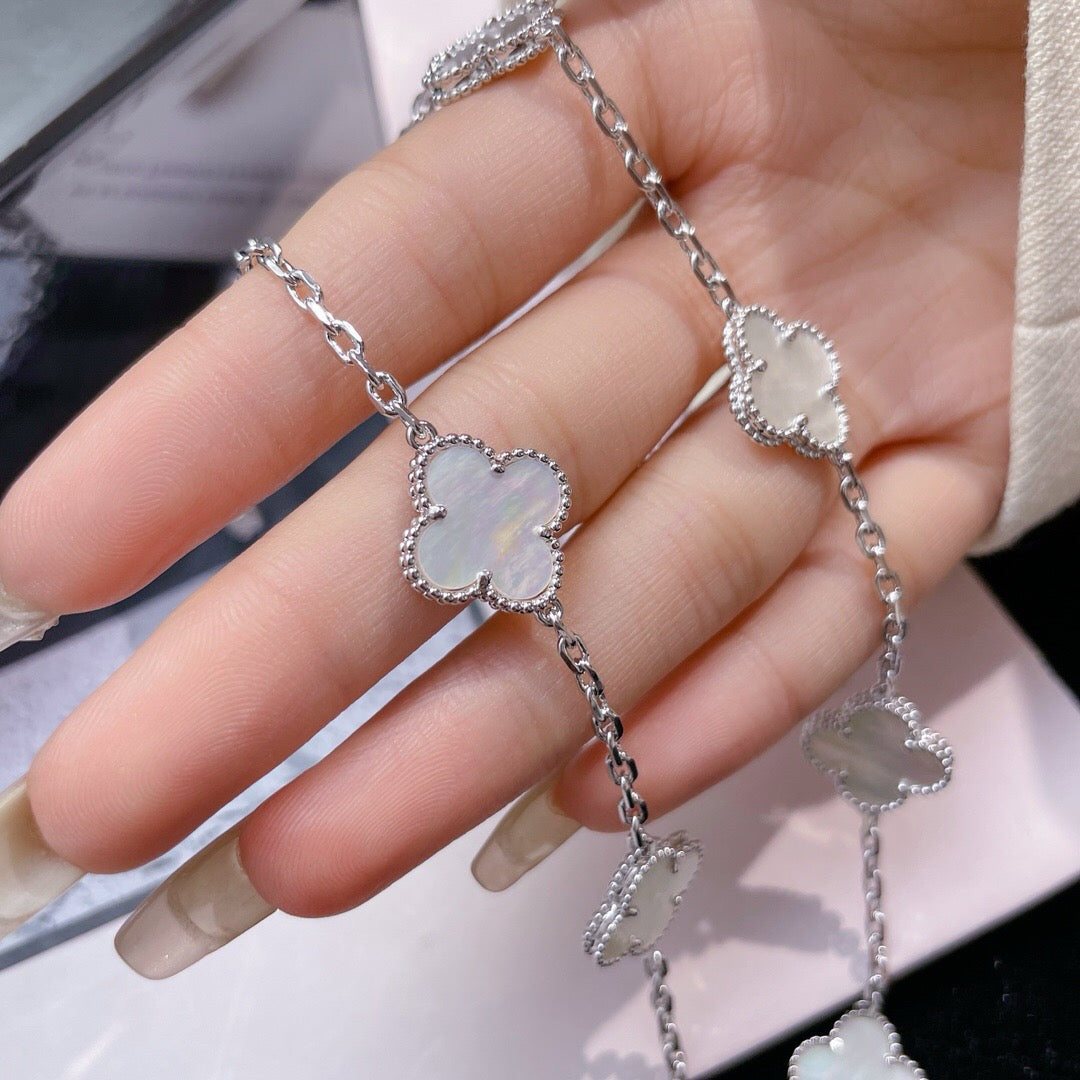 [moco jewelrys]CLOVER 10 MOTIFS WHITE MOTHER OF PEARL NECKLACE