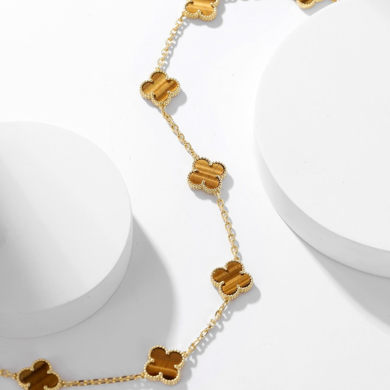 [moco jewelrys]KLEE 10 MOTIVE TIGERAUGE-HALSKETTE