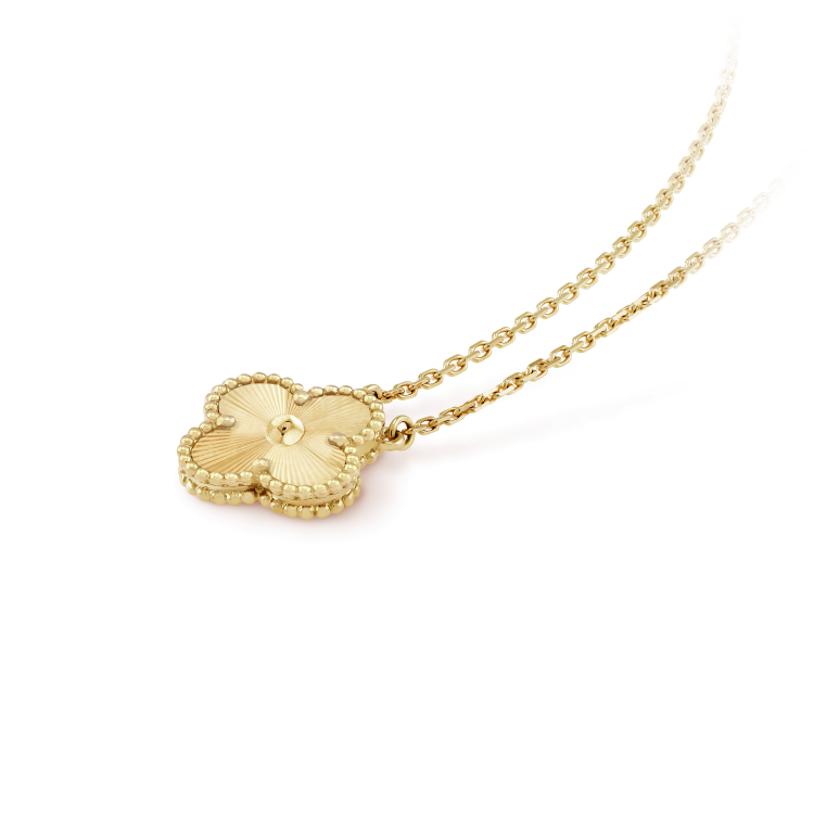 [moco jewelrys]CLOVER 15MM LASER NECKLACE