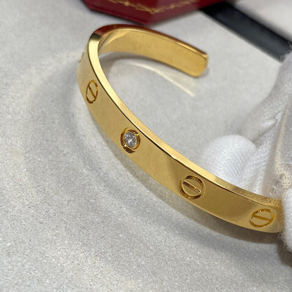 ¡®Moco¡¯LOVE BRACELET 6.1MM 1 DIAMOND OPEN CUFF