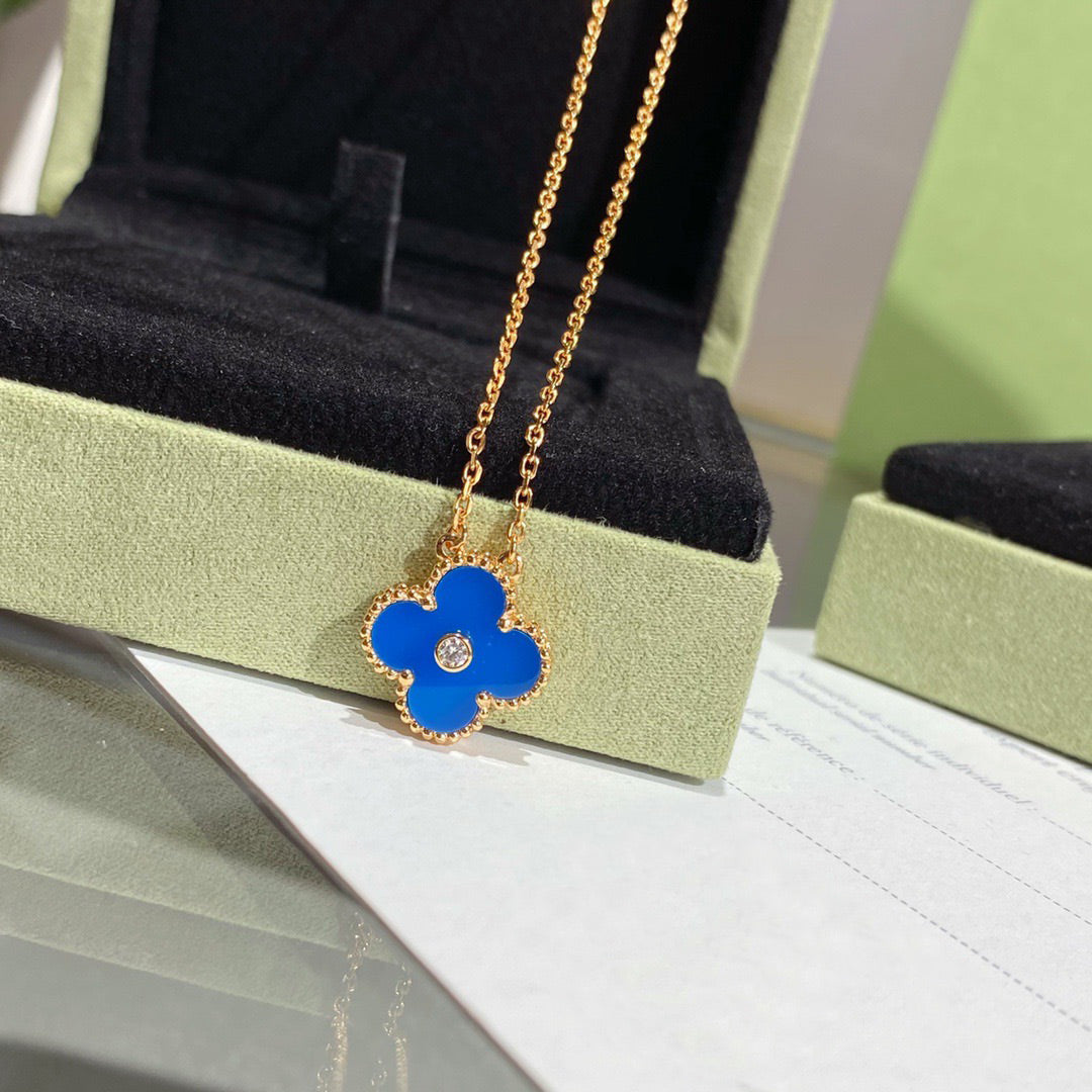 [moco jewelrys]CLOVER 15MM DIAMOND AND BLUE AGATE NECKLACE