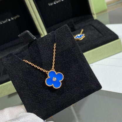 [moco jewelrys]CLOVER 15MM DIAMOND AND BLUE AGATE NECKLACE