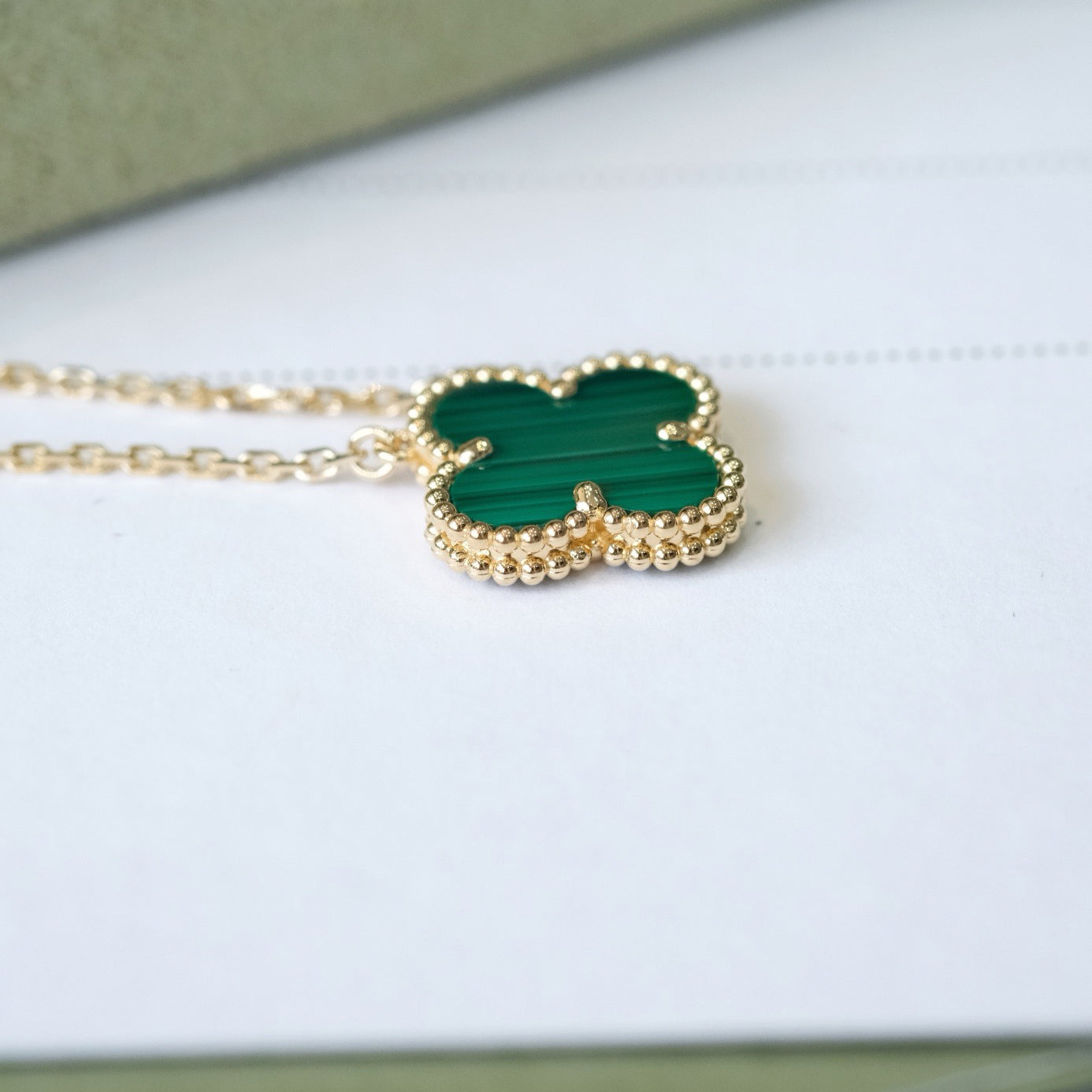 [moco jewelrys]CLOVER 15MM MALACHITE SINGLE FLOWER  NECKLACE