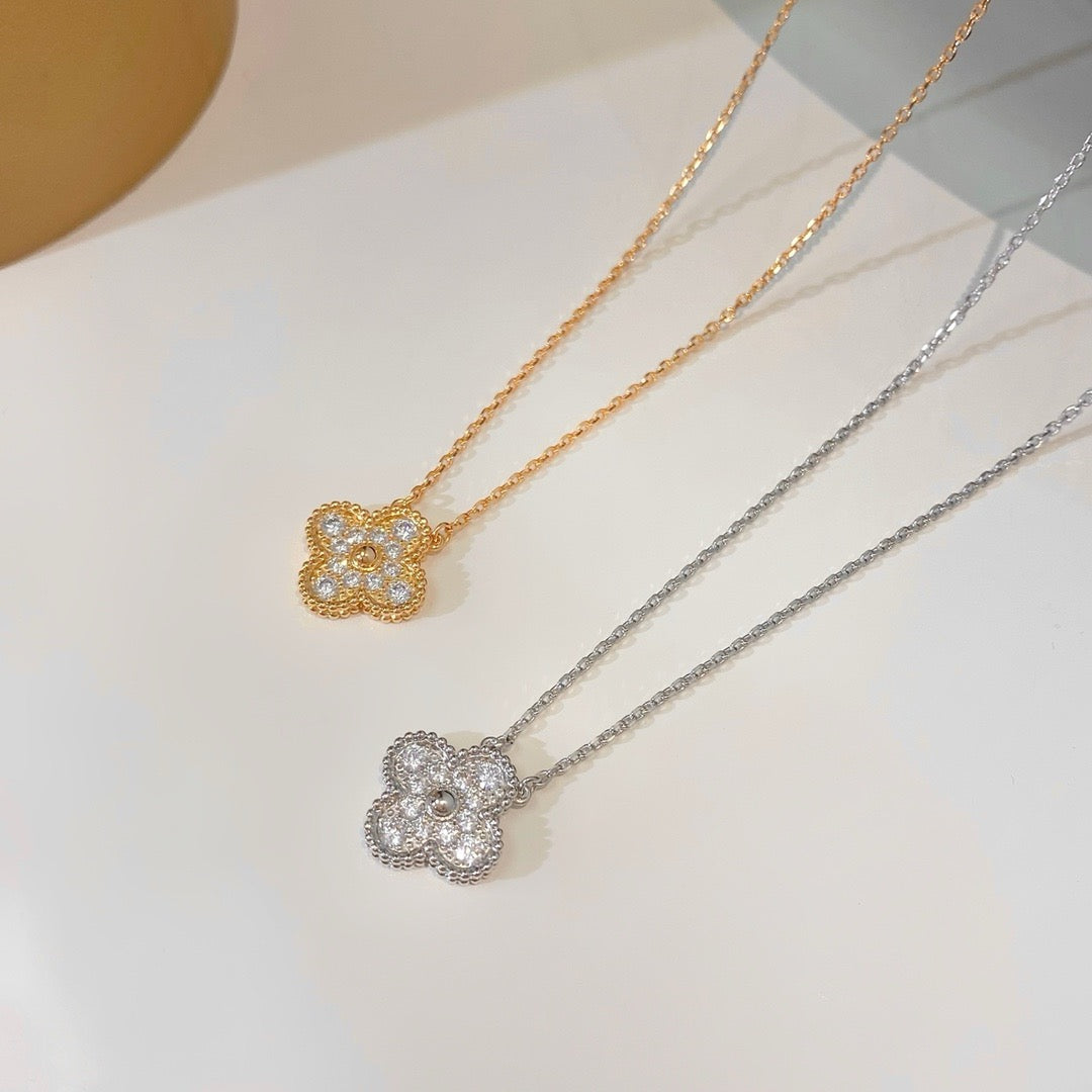 [moco jewelrys]CLOVER 15MM DIAMOND SINGLE FLOWER NECKLACE