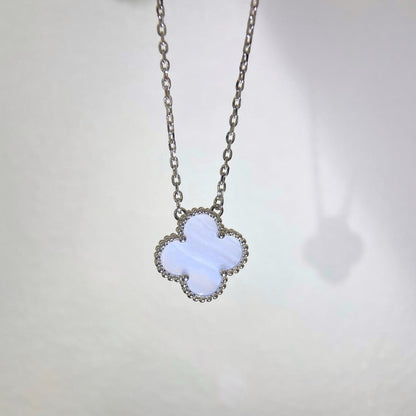 [moco jewelrys]CLOVER 15MM BLUE CHALCEDONY NECKLACE SILVER