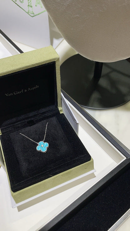 [moco jewelrys]CLOVER 15MM DIAMOND SVRES PORCELAIN  NECKLACE SILVER