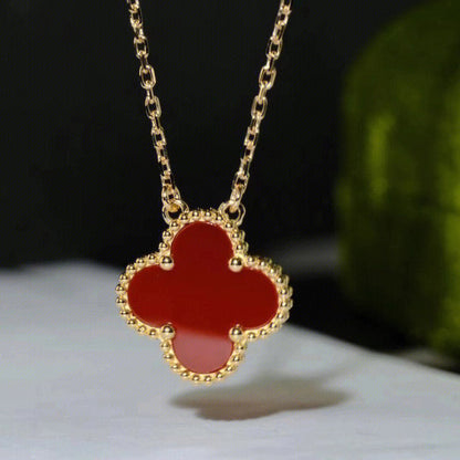 [moco jewelrys]CLOVER 15MM CARNELIAN SINGLE FLOWER NECKLACE