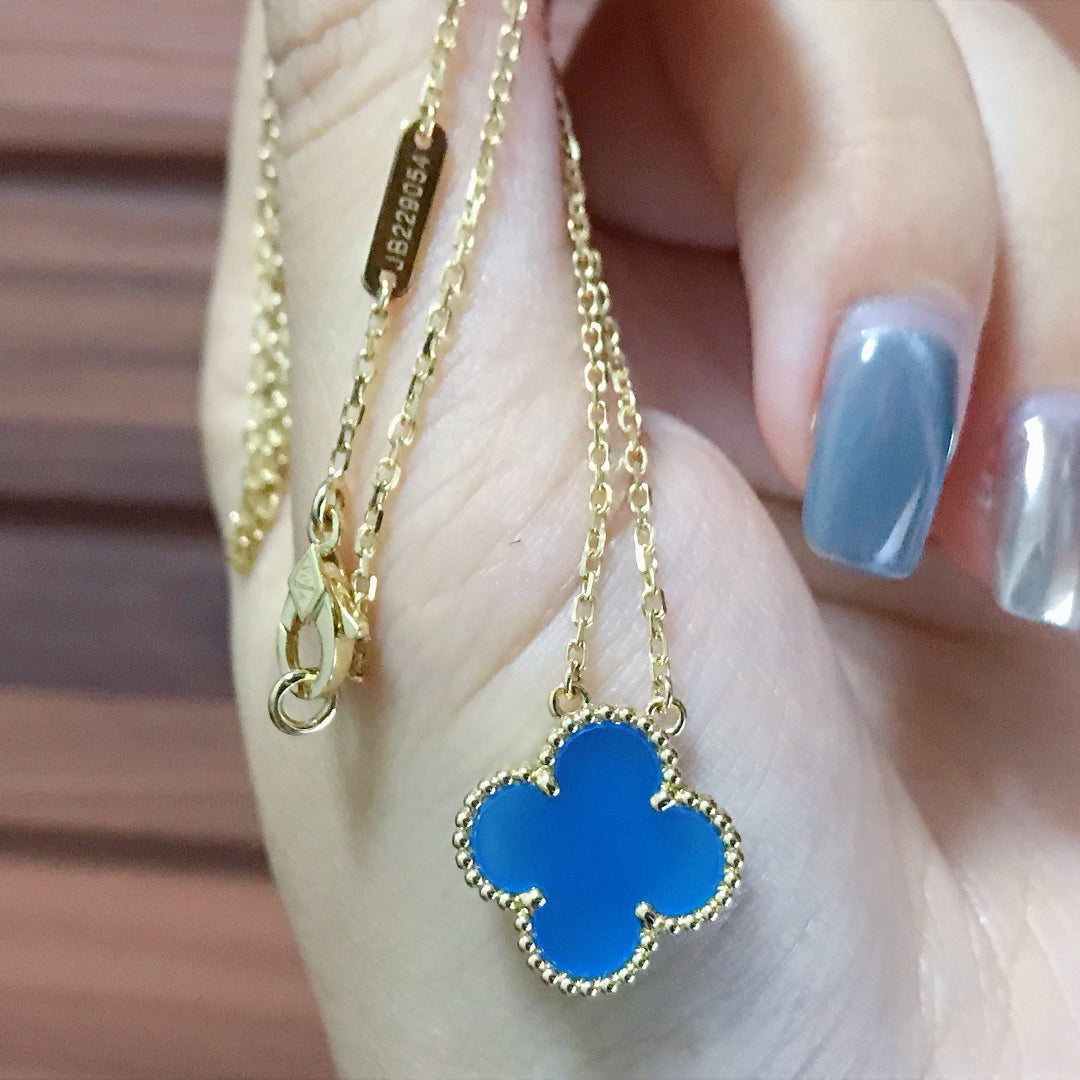 [moco jewelrys]CLOVER 15MM BLUE AGATE NECKLACE