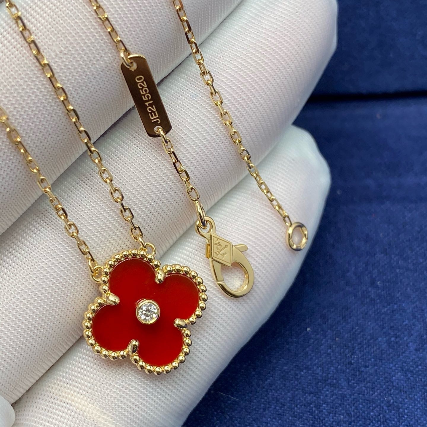 [moco jewelrys]CLOVER 15MM DIAMOND CARNELIAN NECKLACE
