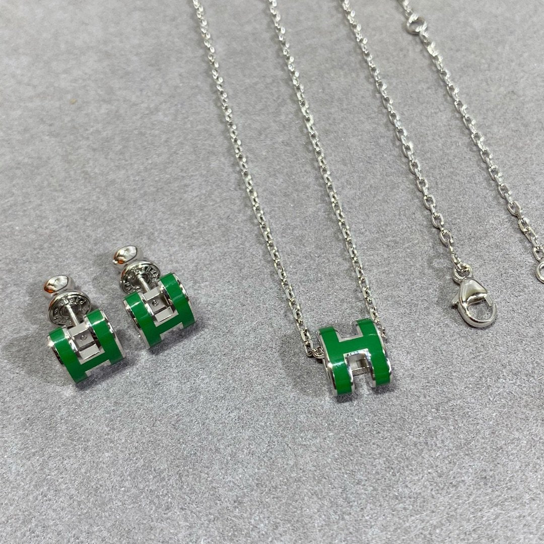 [moco jewelrys]POP H GREEN NECKLACE SILVER AND GOLD