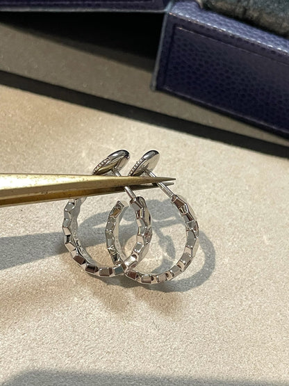 [moco jewelrys]Hohles Design Kleeblatt-Blumen-Ring