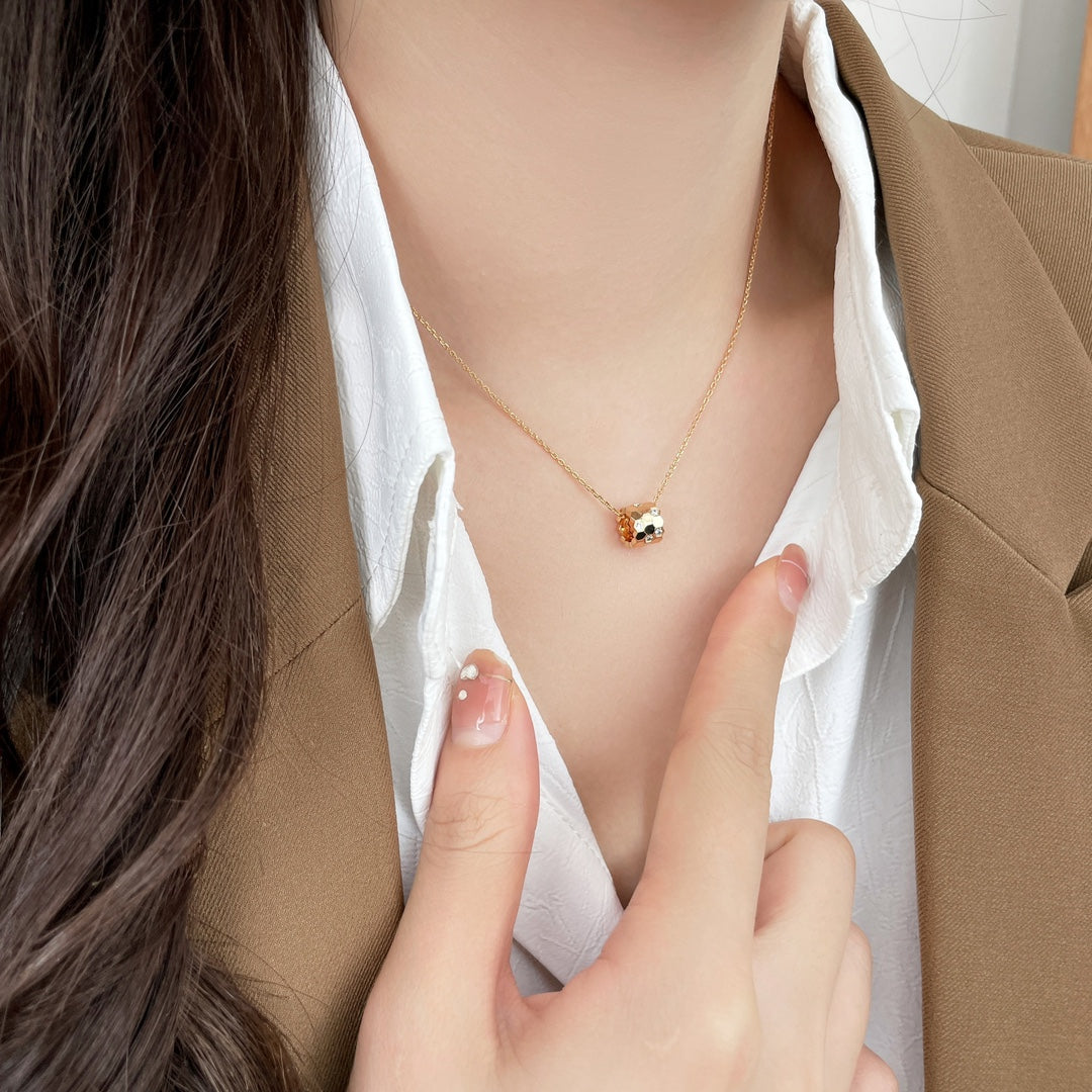 [moco jewelrys]BEE MINI ANHÄNGER DIAMANT HALSKETTE