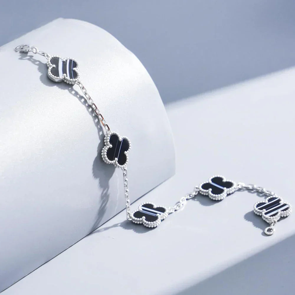 [Moco jewelrys] CLOVER 5 MOTIF PULSAR STONE BRACELET COLLECTION