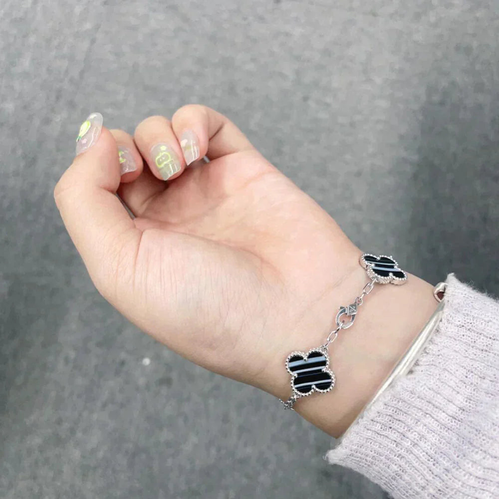 [Moco jewelrys] CLOVER 5 MOTIF PULSAR STONE BRACELET COLLECTION