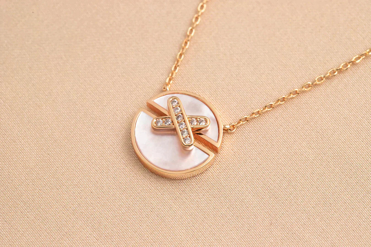 [moco jewelrys]Halskette mit Roségold-Diamanten
